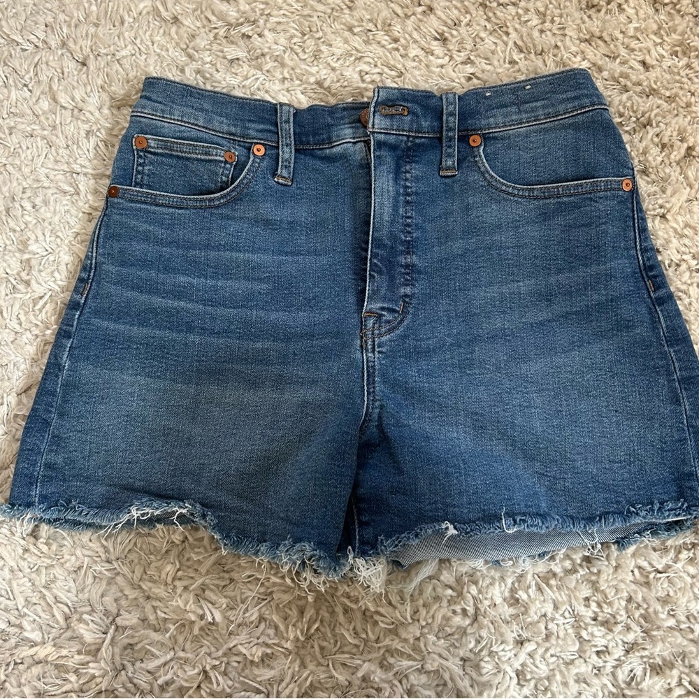 Blue Jean Shorts with High-Waisted Design and Casual Frayed Hem